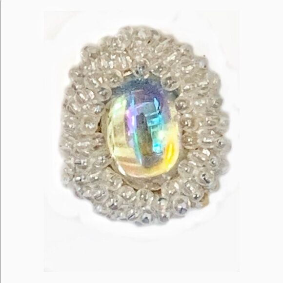 White iridescent hand beaded pierced earrings fabulous colors and artist design - Picture 3 of 15